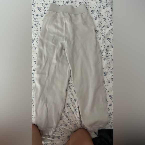 Lululemon Scuba Joggers with Crisscross Detailing - Picture 2 of 3